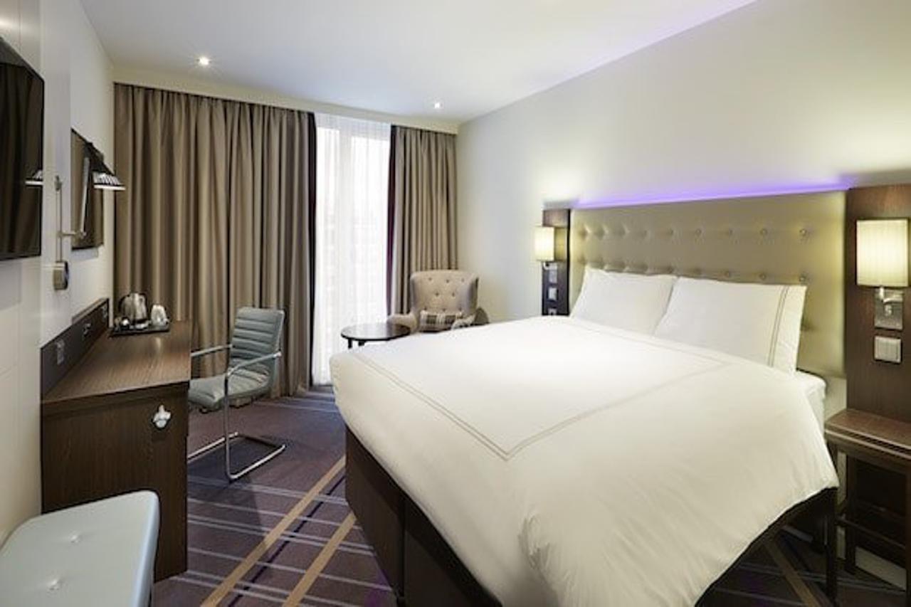 Holiday Inn Express Stuttgart Airport, An Ihg Hotel Ляйнфельден-Ехтердінген Екстер'єр фото