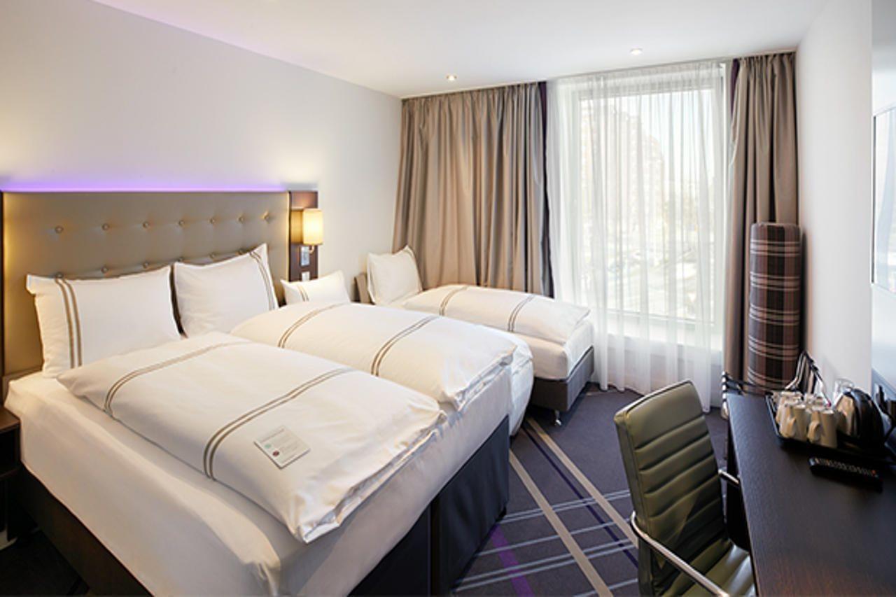 Holiday Inn Express Stuttgart Airport, An Ihg Hotel Ляйнфельден-Ехтердінген Екстер'єр фото