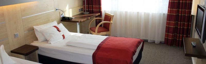 Holiday Inn Express Stuttgart Airport, An Ihg Hotel Ляйнфельден-Ехтердінген Екстер'єр фото