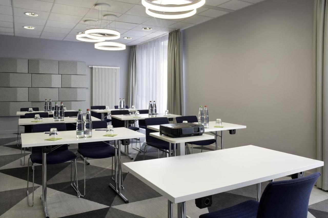 Holiday Inn Express Stuttgart Airport, An Ihg Hotel Ляйнфельден-Ехтердінген Екстер'єр фото