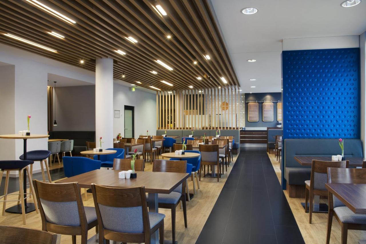 Holiday Inn Express Stuttgart Airport, An Ihg Hotel Ляйнфельден-Ехтердінген Екстер'єр фото